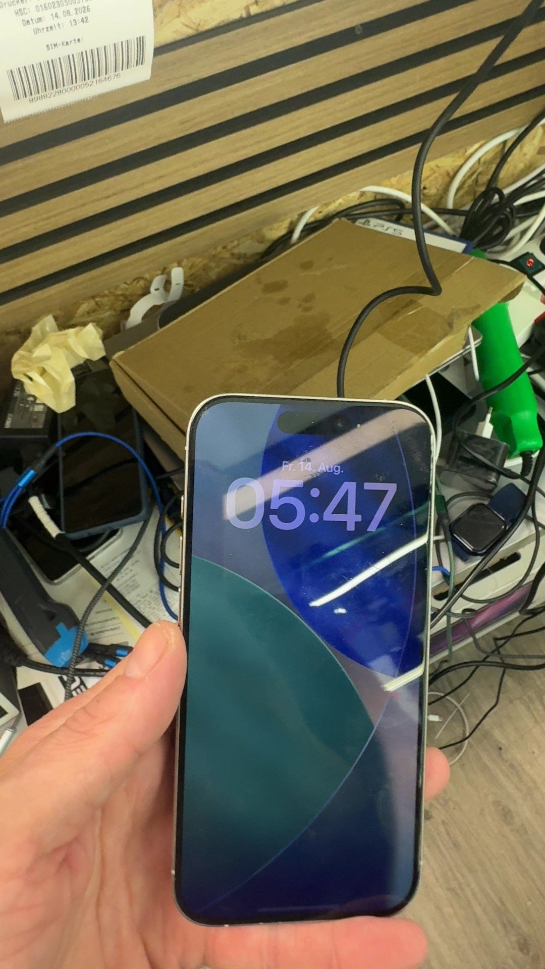 APPLE IPHONE 15 PRO 256GB TITAN WEISS B80P