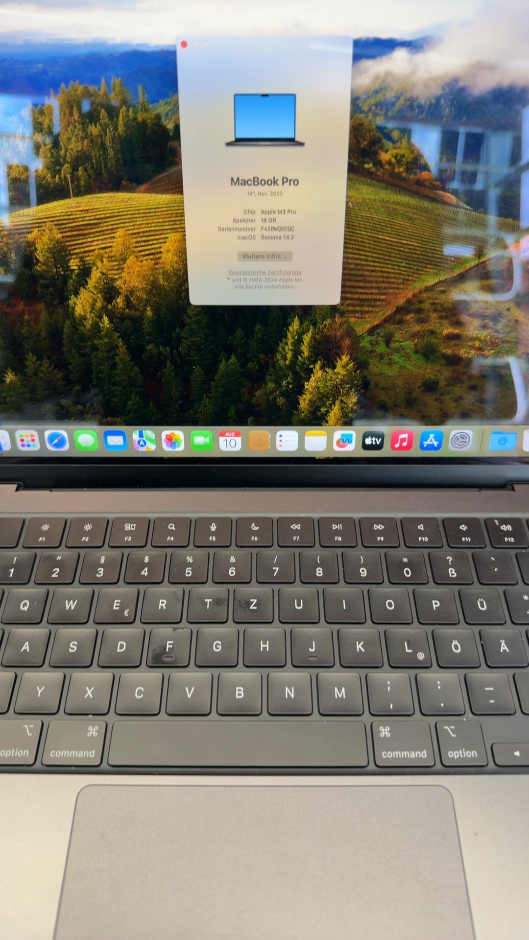 MacBook Pro M3 Pro 18GB RAM 512GB SSD