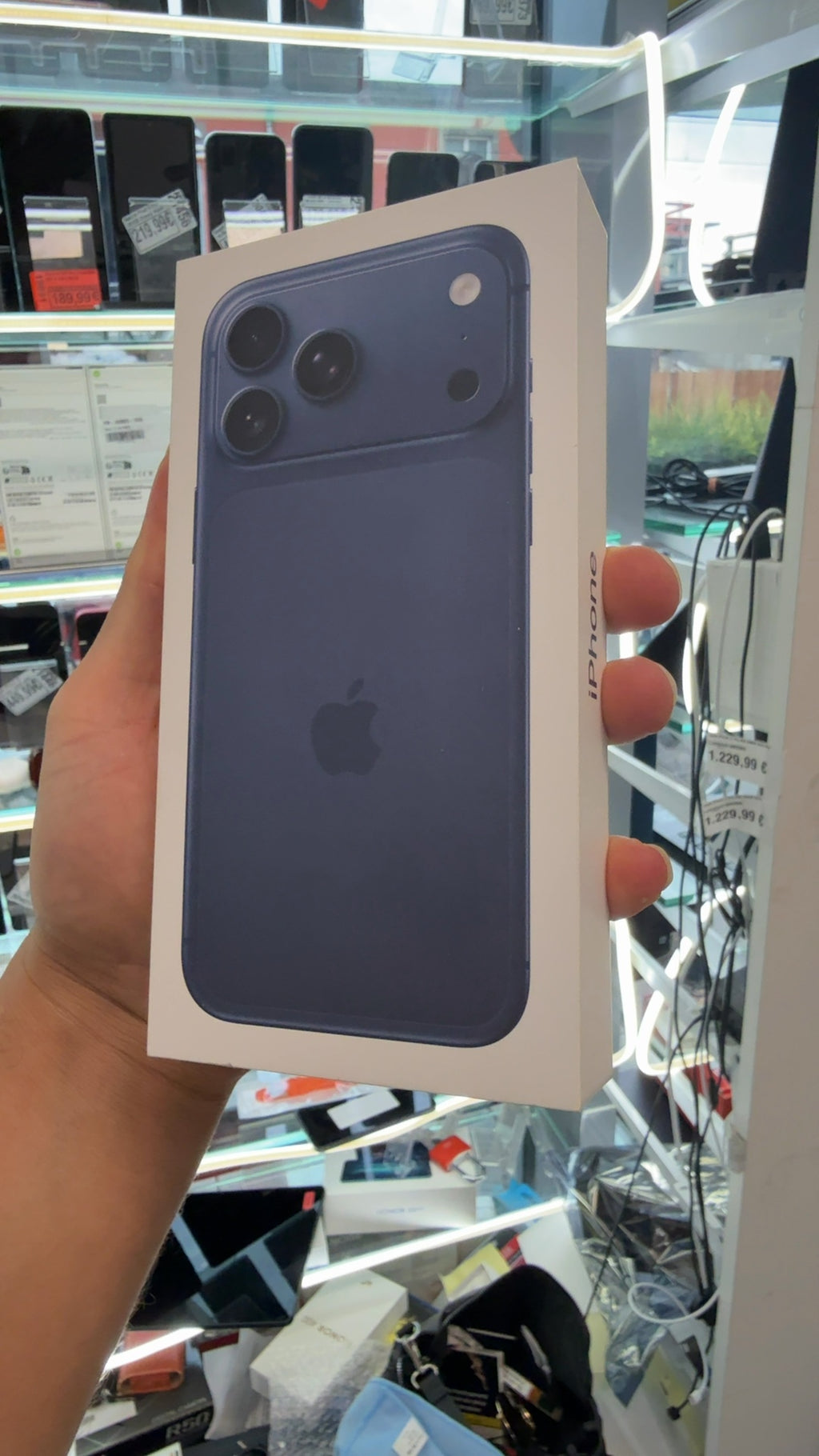 Apple iPhone 17 Pro Max Deep Blue 512GB