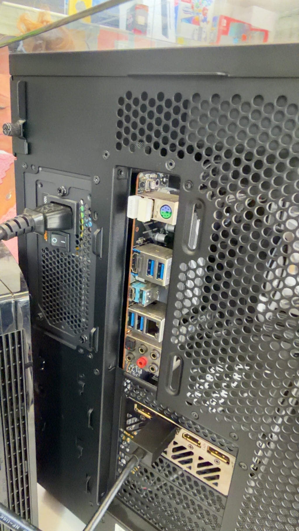 pc gaming 4060 8gb 32gb AMD 5800x m.2 1tb