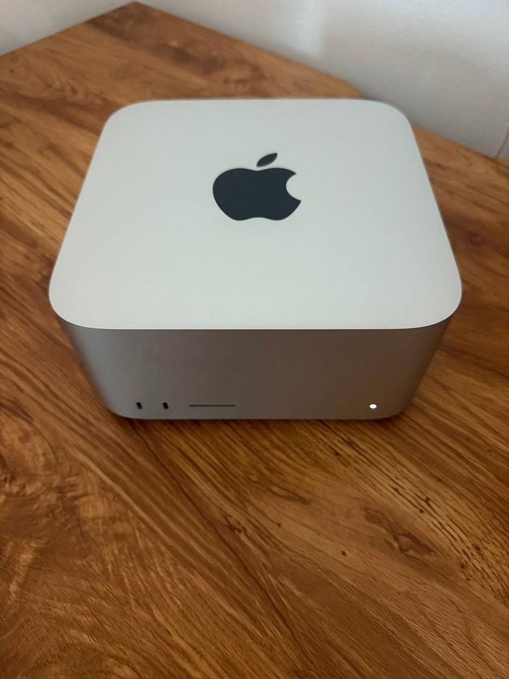 Apple Mac Studio 2023 M2 Ultra 128GB RAM 1TB SSD Silber