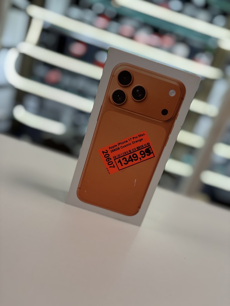 Apple iPhone Case Leder Orange für iPhone 12 Pro Zweitbild