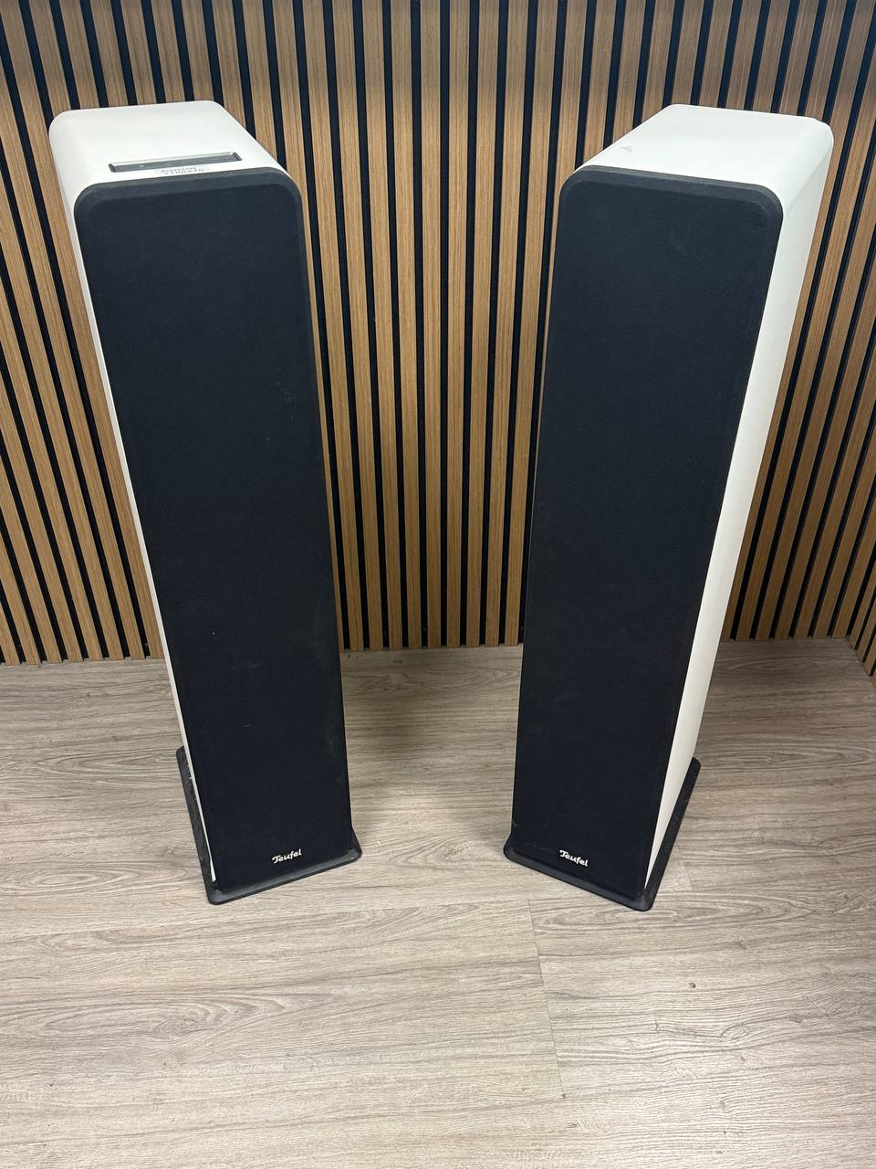 Teufel UL 40 ACTIVE Mk2 18 Standlautsprecher, weiß Hauptbild