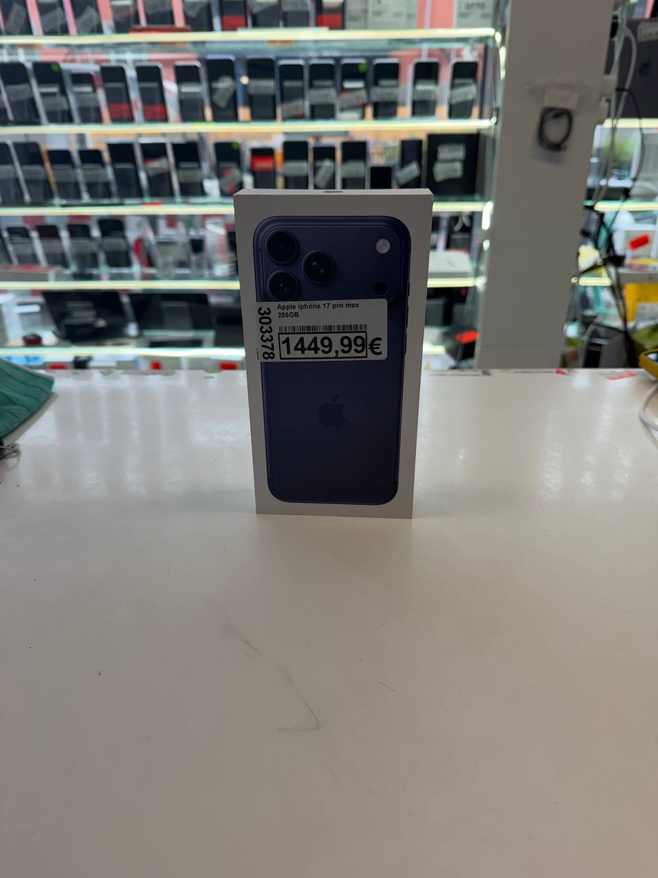 Apple iPhone 17 Pro Max, 256GB, Midnight Black Hauptbild