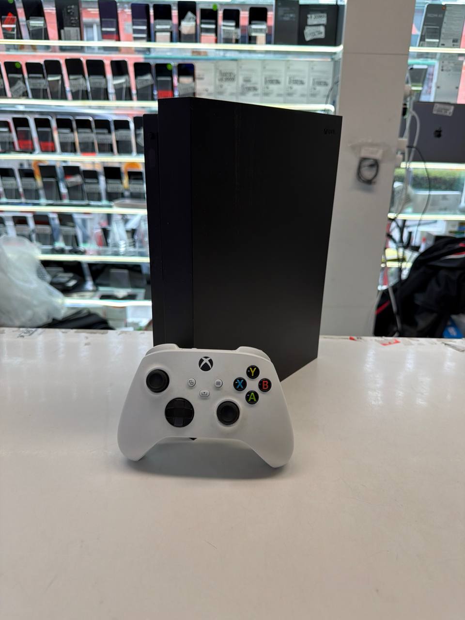 Xbox Series X Konsole mit Wireless Controller Weiß Hauptbild