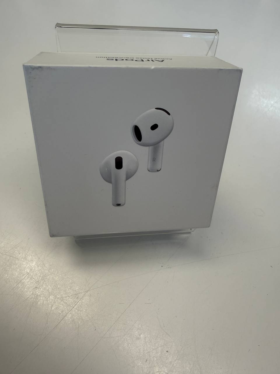 Apple AirPods 4 mit Active Noise Cancellation Hauptbild