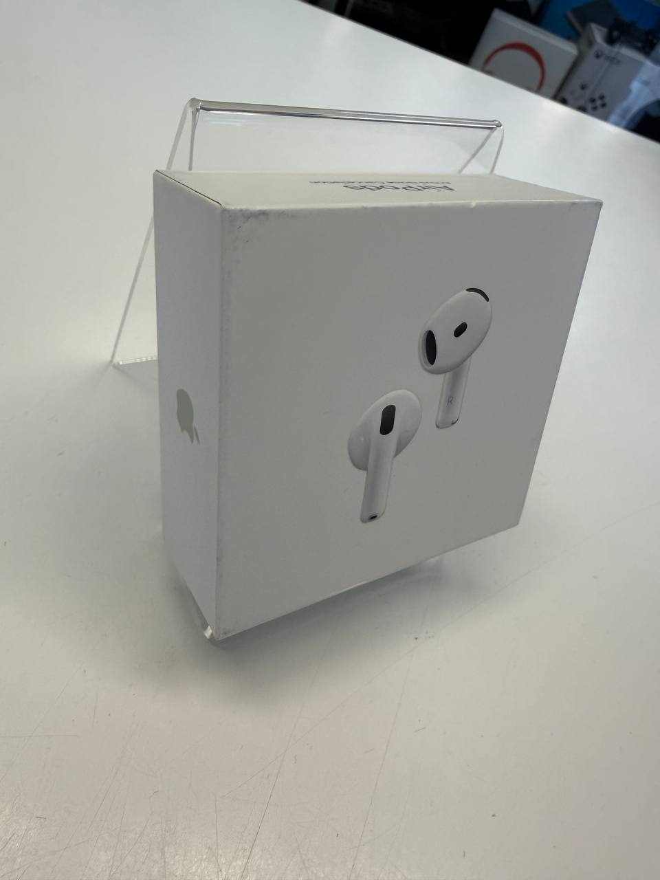 Apple AirPods 4 mit Active Noise Cancellation Zweitbild
