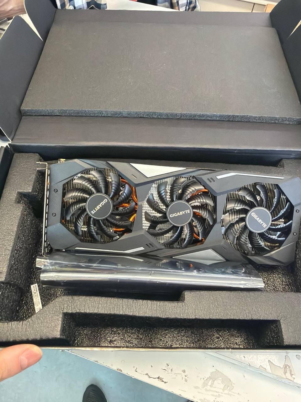 NVIDIA GeForce Grafikkarte Hauptbild