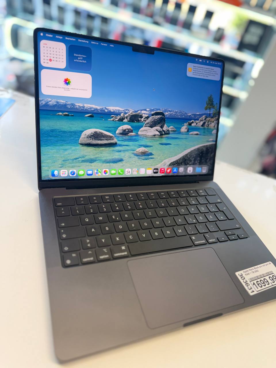 MacBook Pro 16" M3 Generation