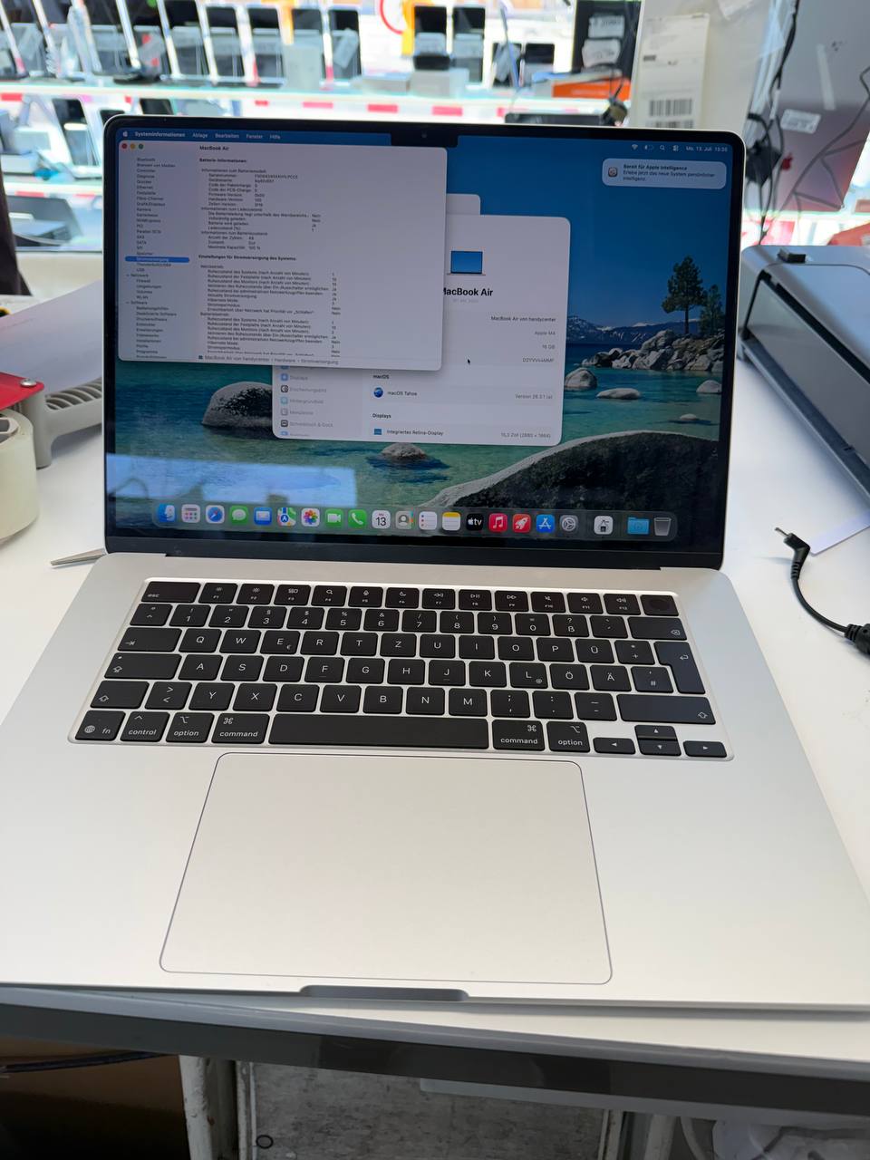 Apple MacBook Air 15" M4 mit 16 GB RAM