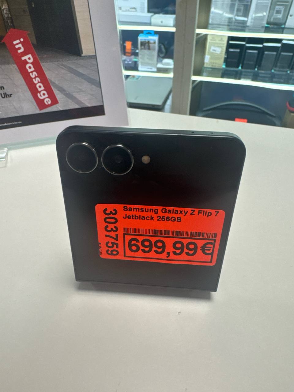 Samsung Galaxy Z Flip 7, 256GB Jetblack