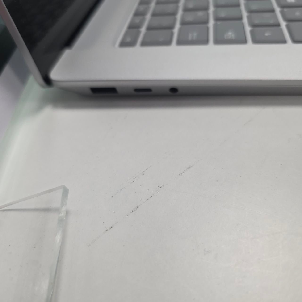 Microsoft Surface Laptop 5 mit Windows 11 Home