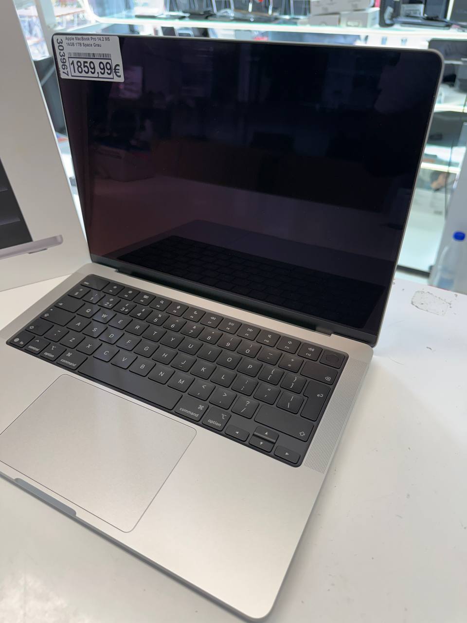 Apple MacBook Pro 14" M3, 16GB RAM, 1TB SSD Space Gray