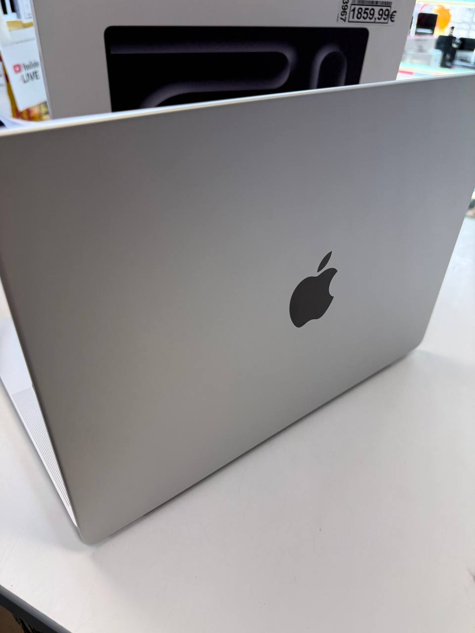 Apple MacBook Pro 14" M3, 16GB RAM, 1TB SSD Space Gray