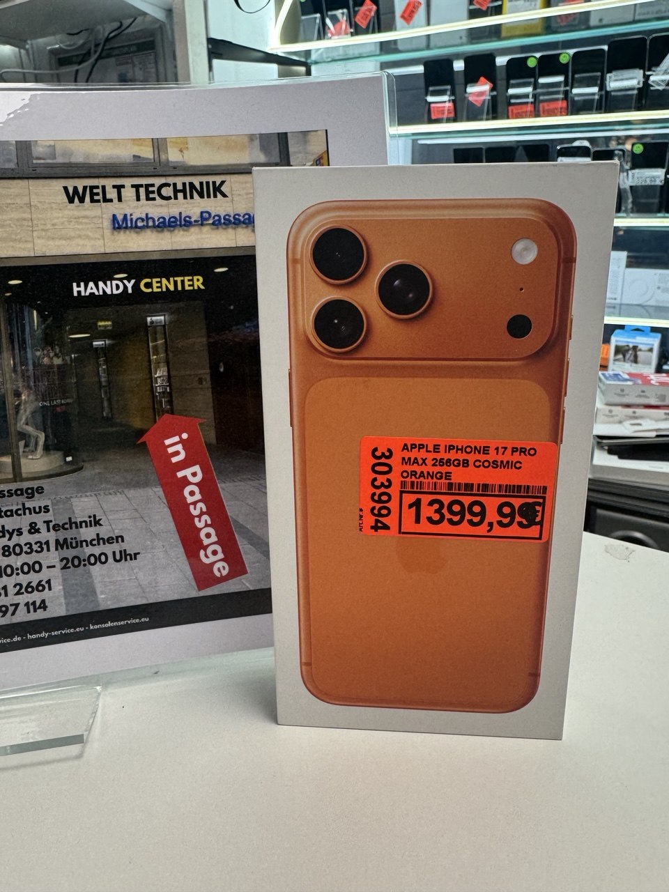 Apple iPhone 17 Pro Max 256GB Cosmic Orange