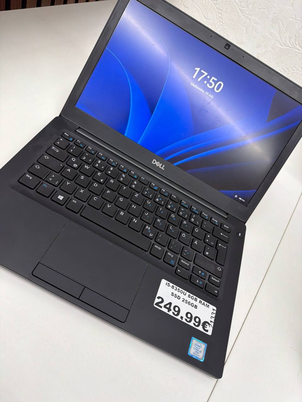Dell Latitude Ultrabook mit Intel Core i5-8350U, 8GB RAM