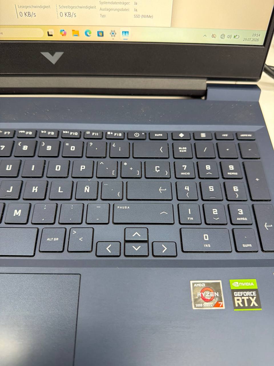 HP VICTUS 15-fb Laptop – Ryzen 7 5800H, RTX 3050