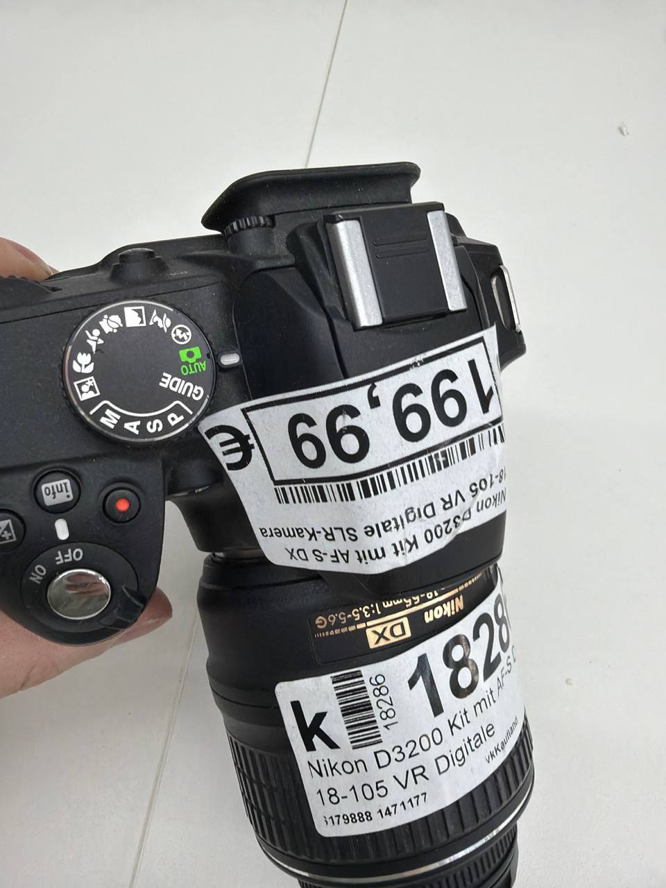 Nikon D3200 Kit mit AF-S DX NIKKOR 18-105mm VR