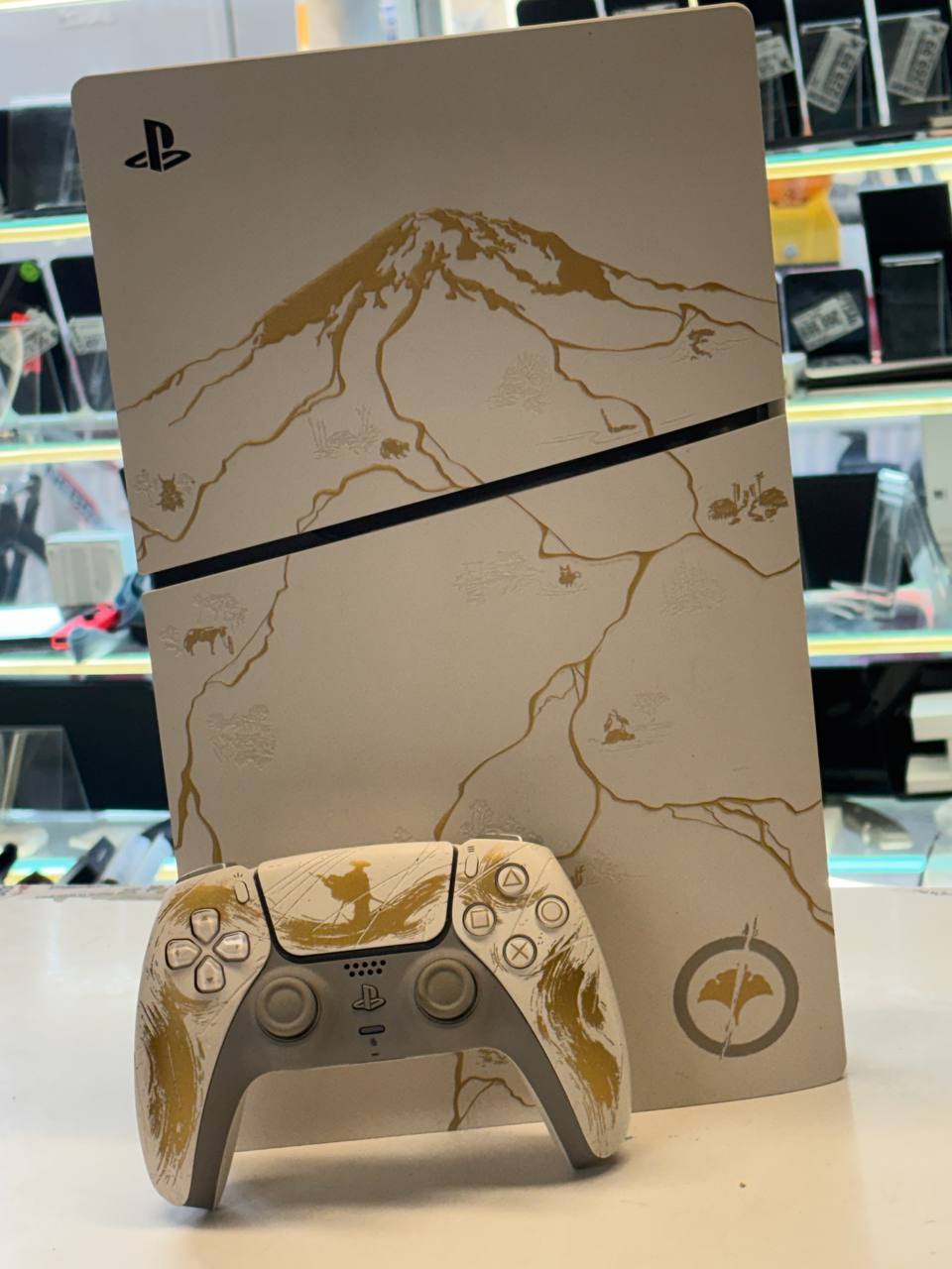 PlayStation 5 Limited Edition Elden Ring Design