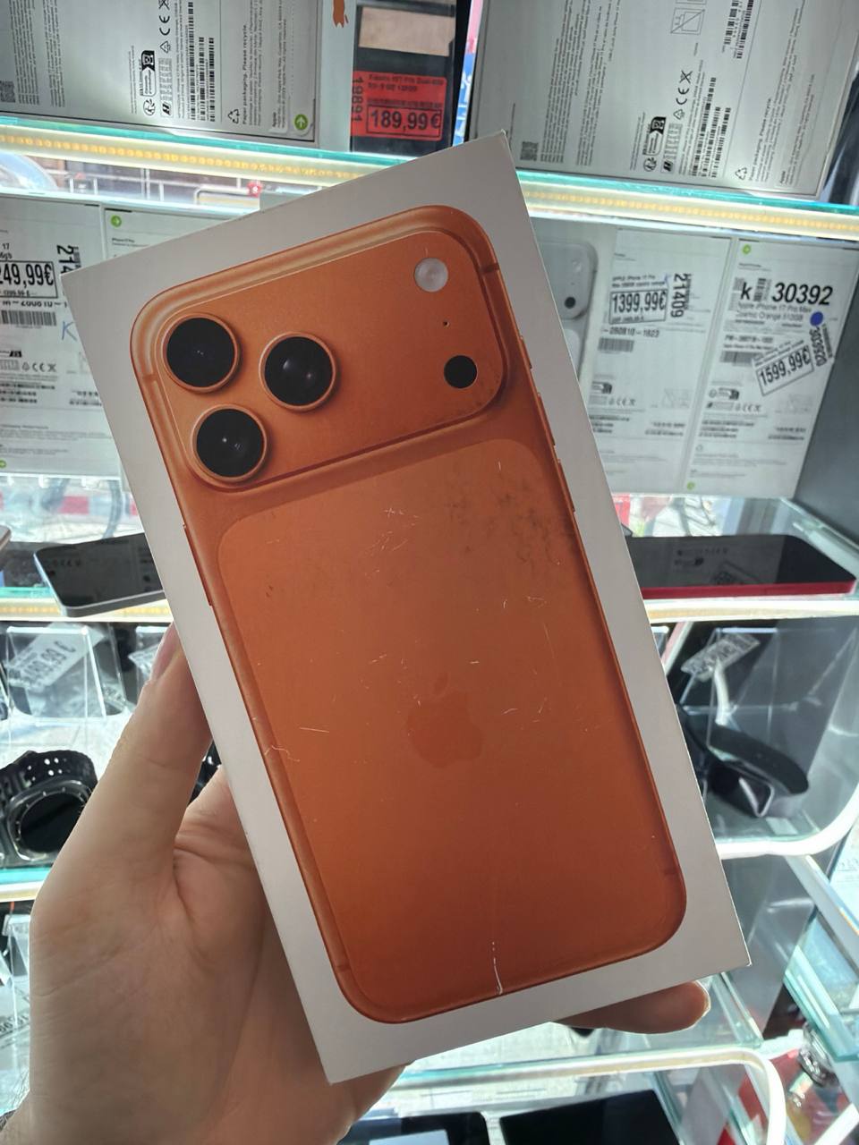 Apple iPhone 12 Pro Max Schutzcase Orange