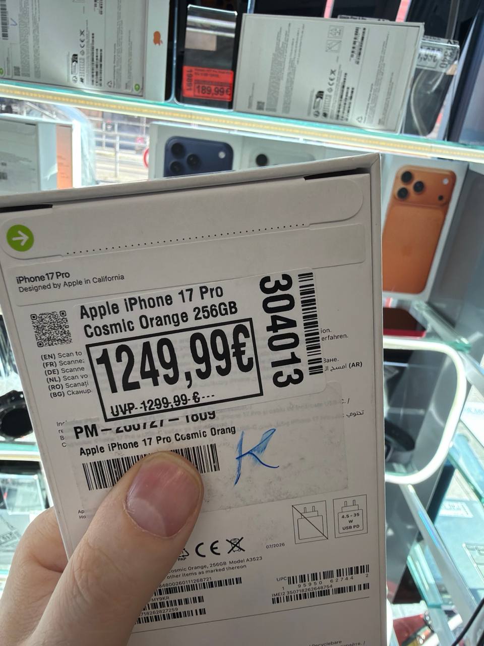 Apple iPhone 12 Pro Max Schutzcase Orange