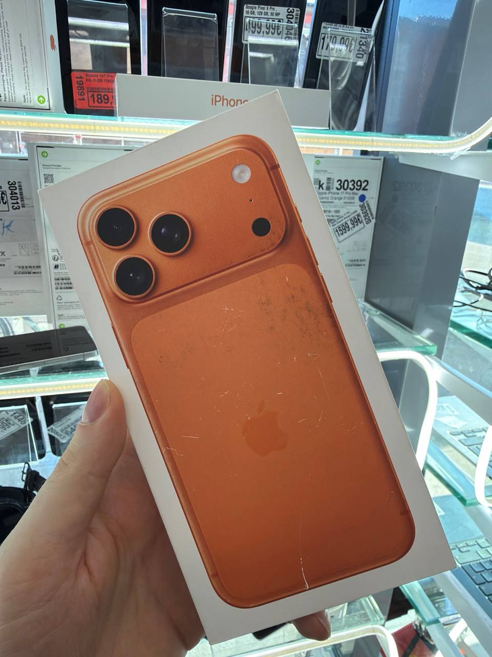 Apple iPhone 12 Pro Max Schutzcase Orange