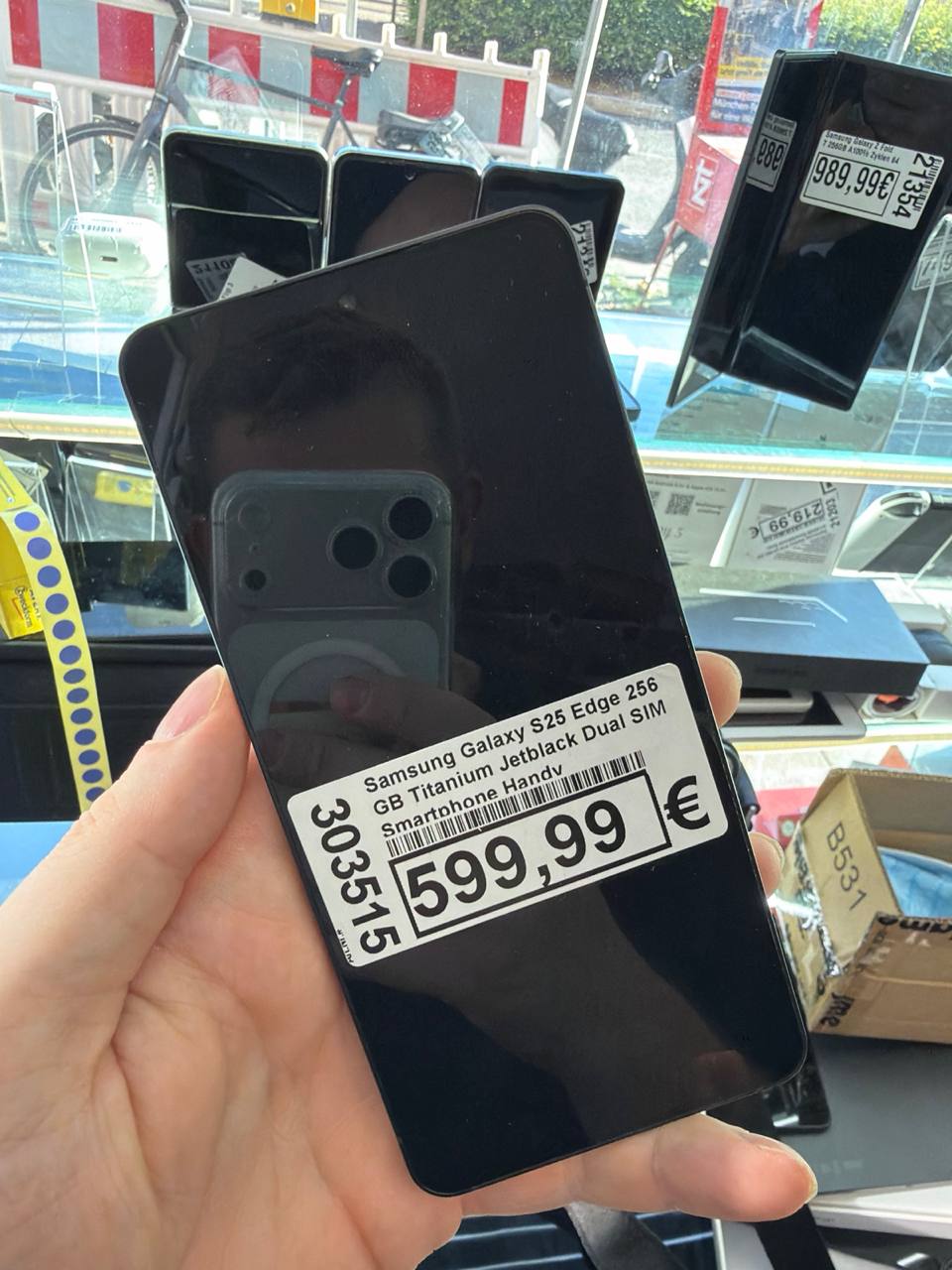 Samsung Galaxy S25 Edge 256GB Titanium Jetblack