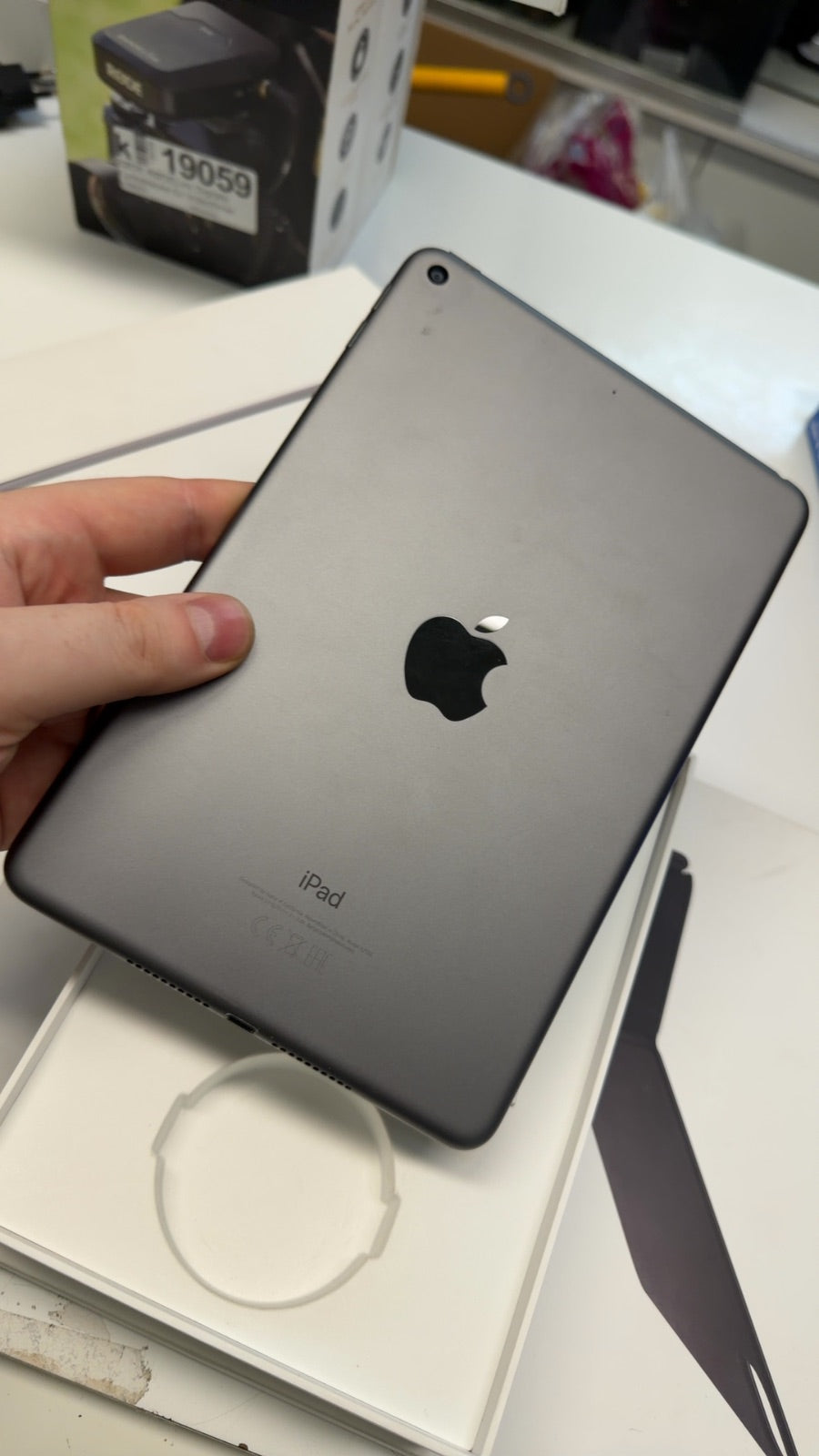 Apple iPad mini 5 Wi-Fi 256 GB Grau - 7,9" Tablet - A12 20,1cm-Display