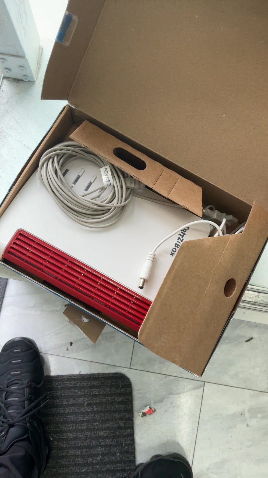 AVM FRITZ!Box 7530 Dual Band WLAN Router mit Integriertes VDSL Modem