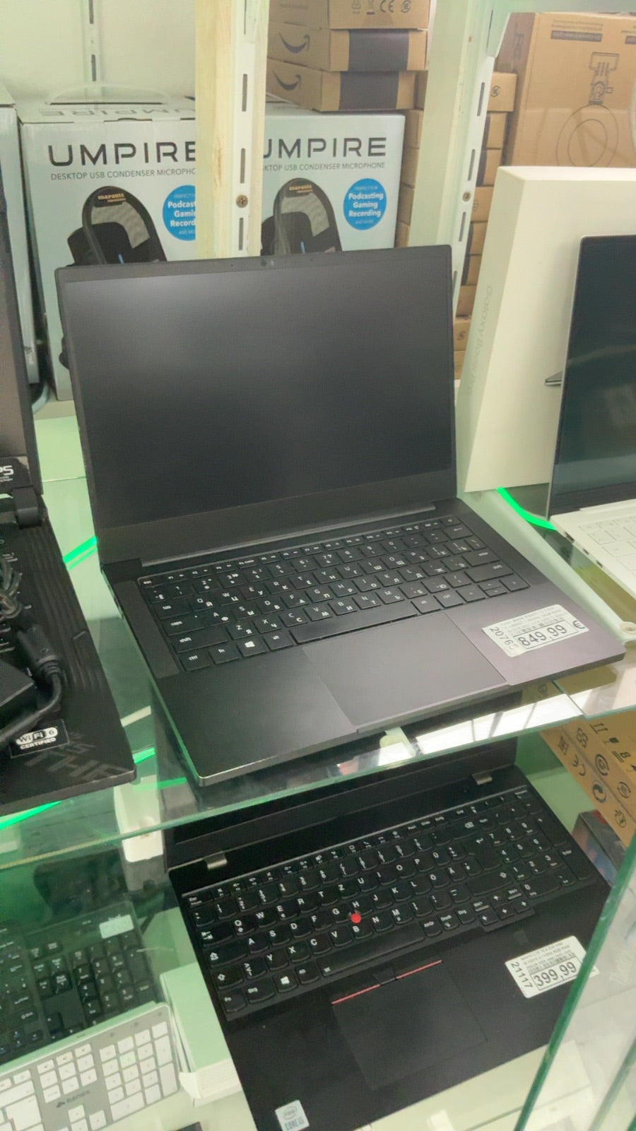 Razer Blade Stealth 13.3 Zoll  i7-1065G7 1.50GHz 16GB RAM 512GB SSD GTX 1650 Ti Max-Q