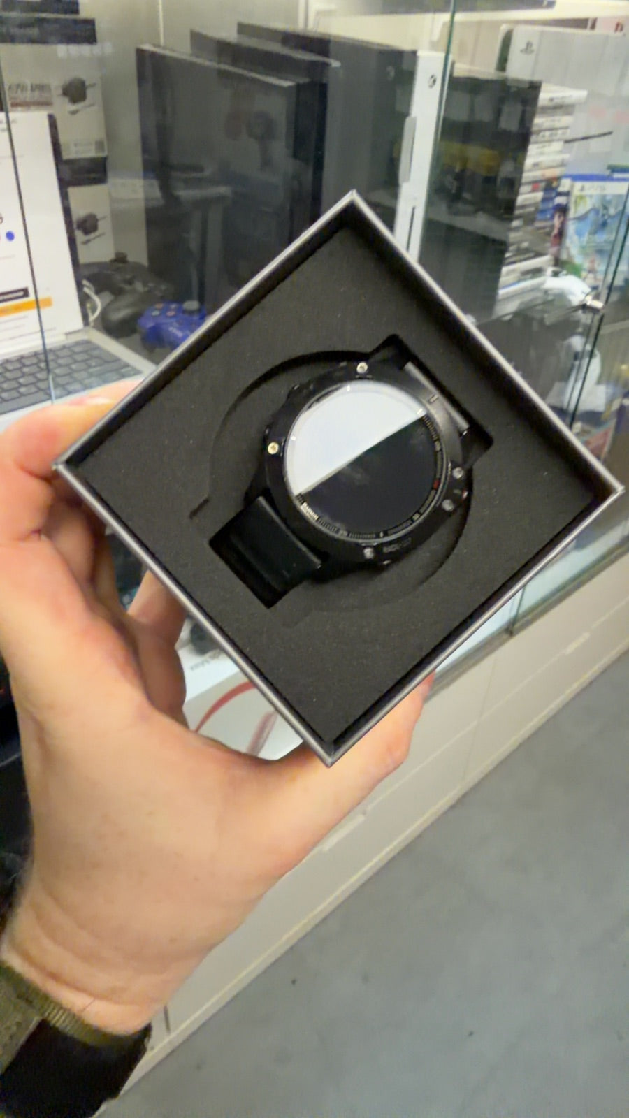 Garmin fēnix 6 Pro, 3,3 cm (1.3"), 32 GB, WLAN, GPS, 83 g