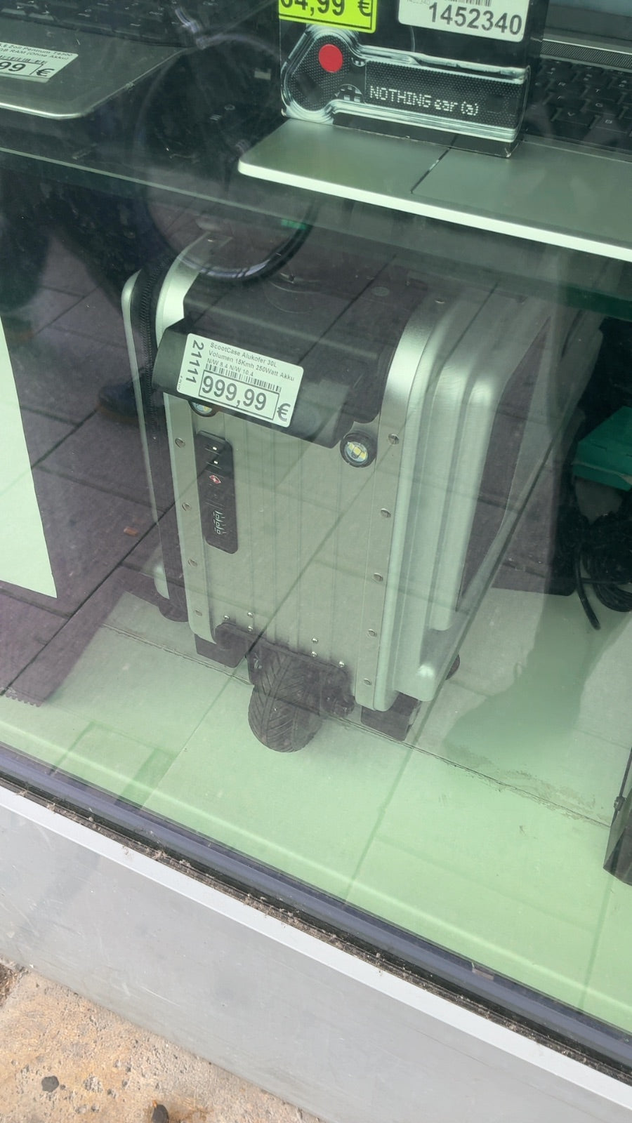 ScootCase Alukofer 30L Volumen 15Kmh 250Watt Akku N/W 8.4 N/W 10.4