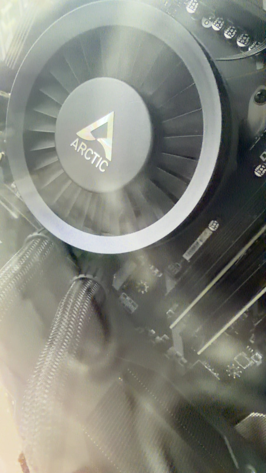 pc gaming 4060 8gb 32gb AMD 5800x m.2 1tb