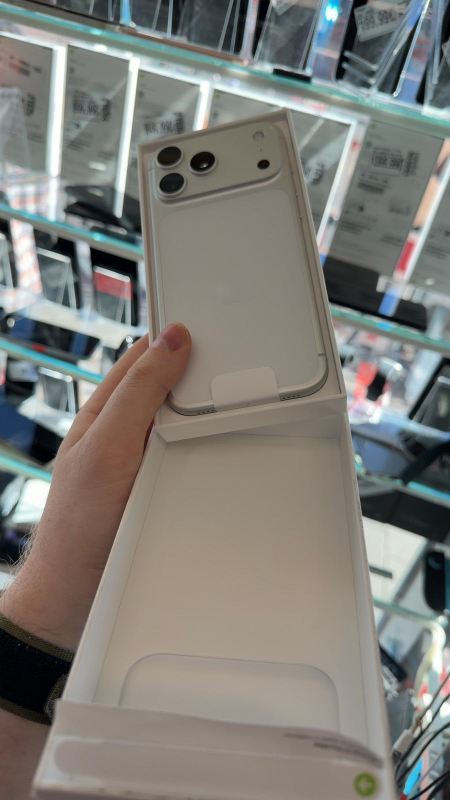 iPhone 17 pro max 256gb