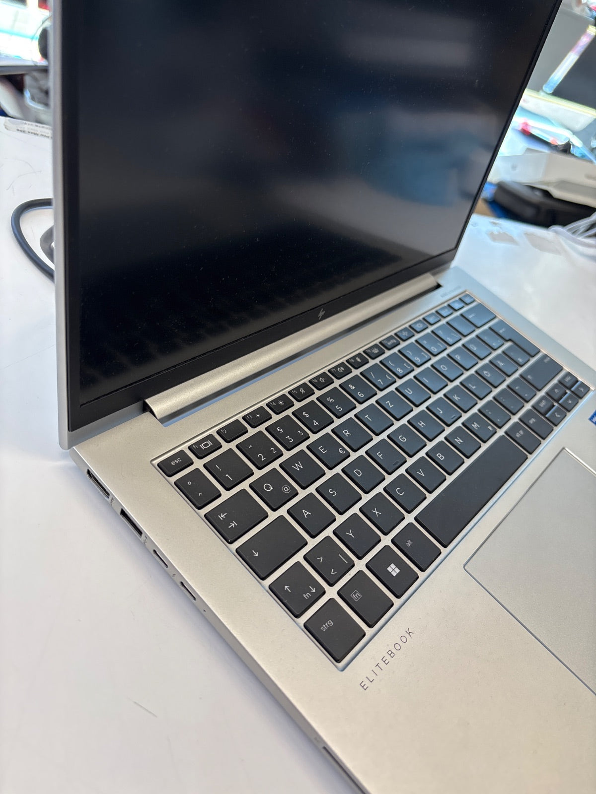 HP Eliteook 840 G10