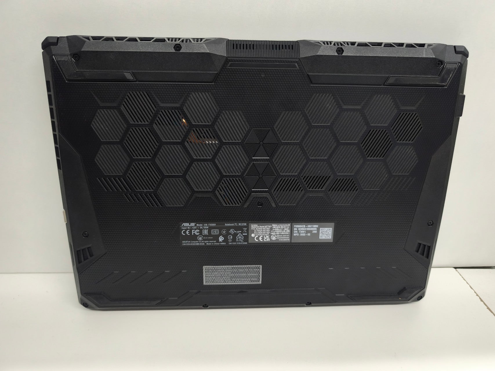 ASUS TUF Gaming F15 15,6 Zoll  i5 i5-11400H 8 GB Ram 512 GB SSD NVIDIA GeForce RTX 3050 4GB Win11