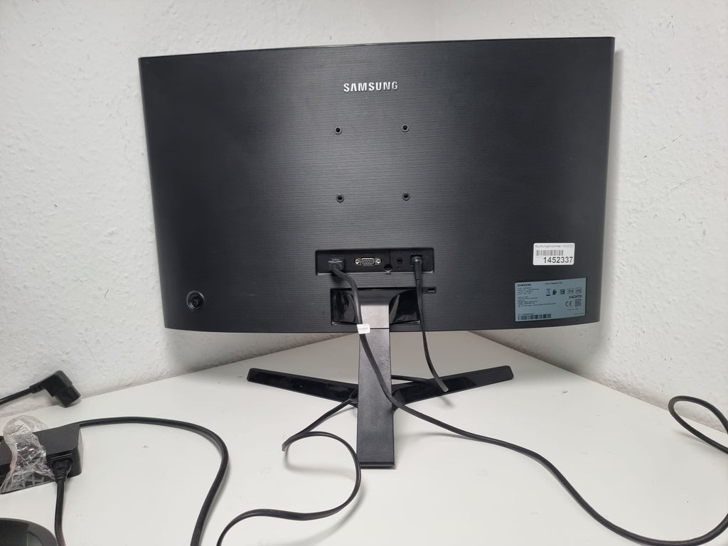 Samsung C24F396FHR 24 Zoll Full HD LED-Monitor - Schwarz