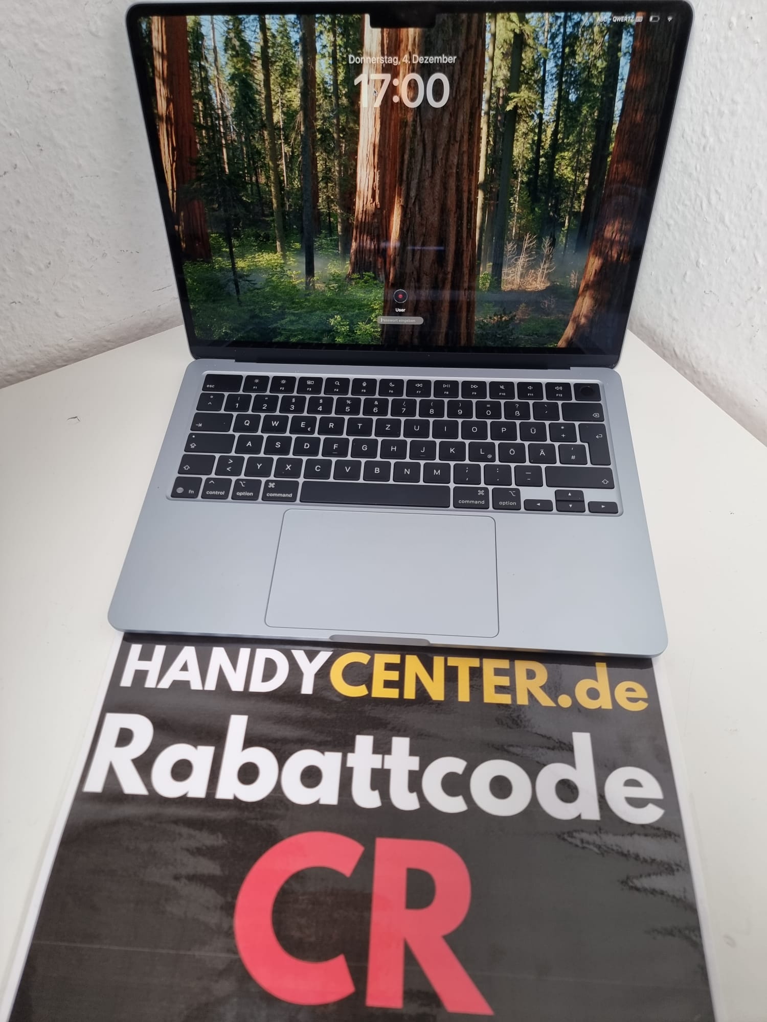 Apple MacBook Air 13 Zoll M4 2025 16GB 256GB Akku 100%