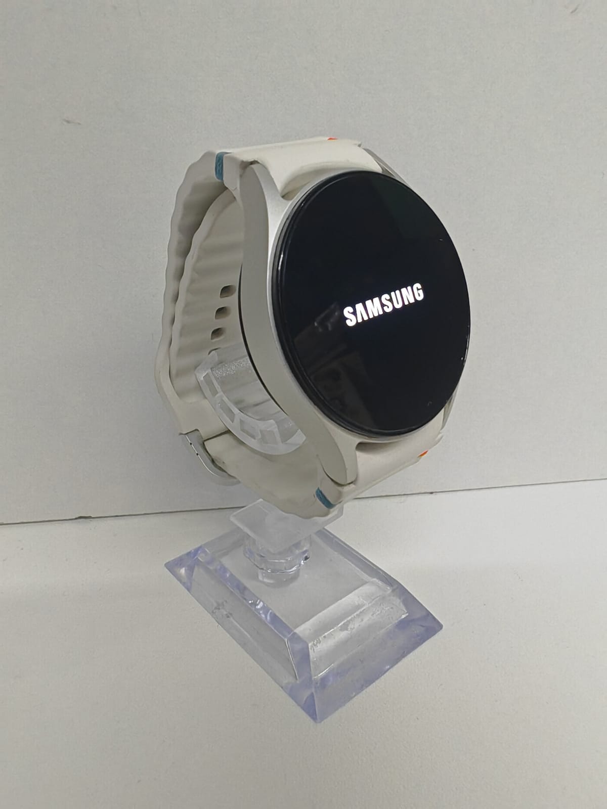 SAMSUNG Galaxy Watch7 BT 40 mm Smartwatch Aluminium Nitrilkautschuk, 85-110 mm, Hauptbild